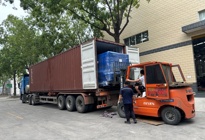 萬(wàn)利高速金屬圓鋸機(jī)光耀啟航保加利亞